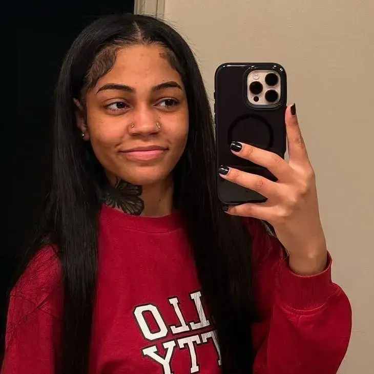 SnazzyArena7881의 ARIA VANCE