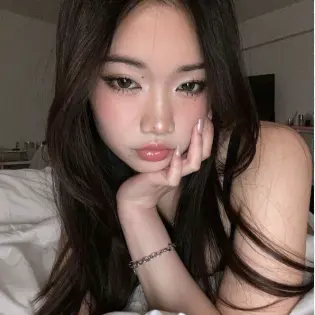Profile image of Lia