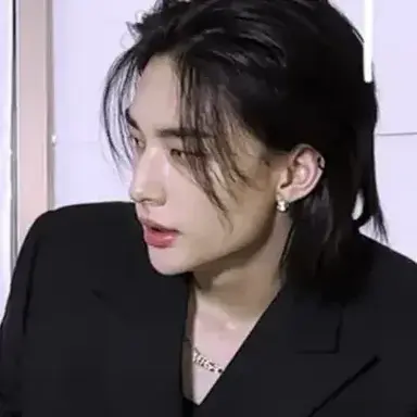 Profile image of Min-jun