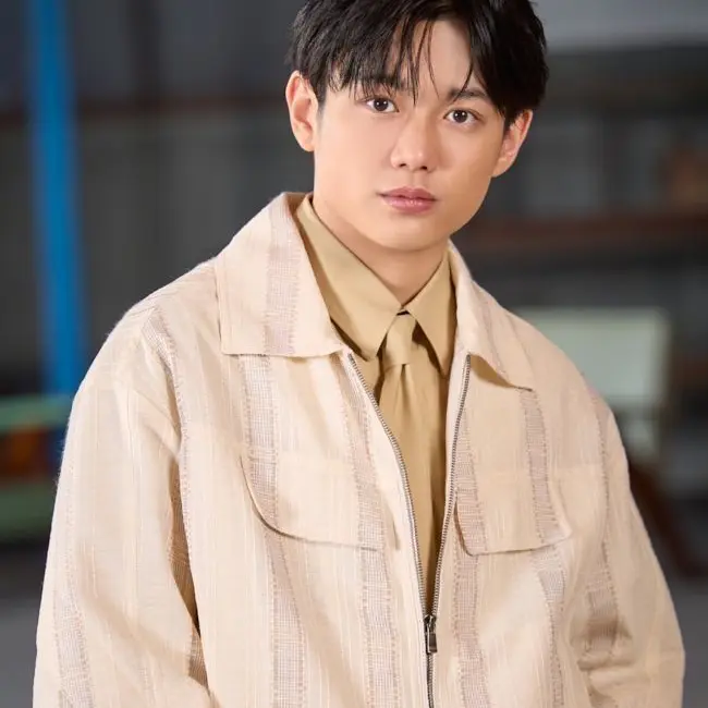 SorryTrout1787의 AmBitiousの紅一点