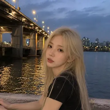 Profile image of Lilly