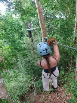 Profile image of Maya Alvarez