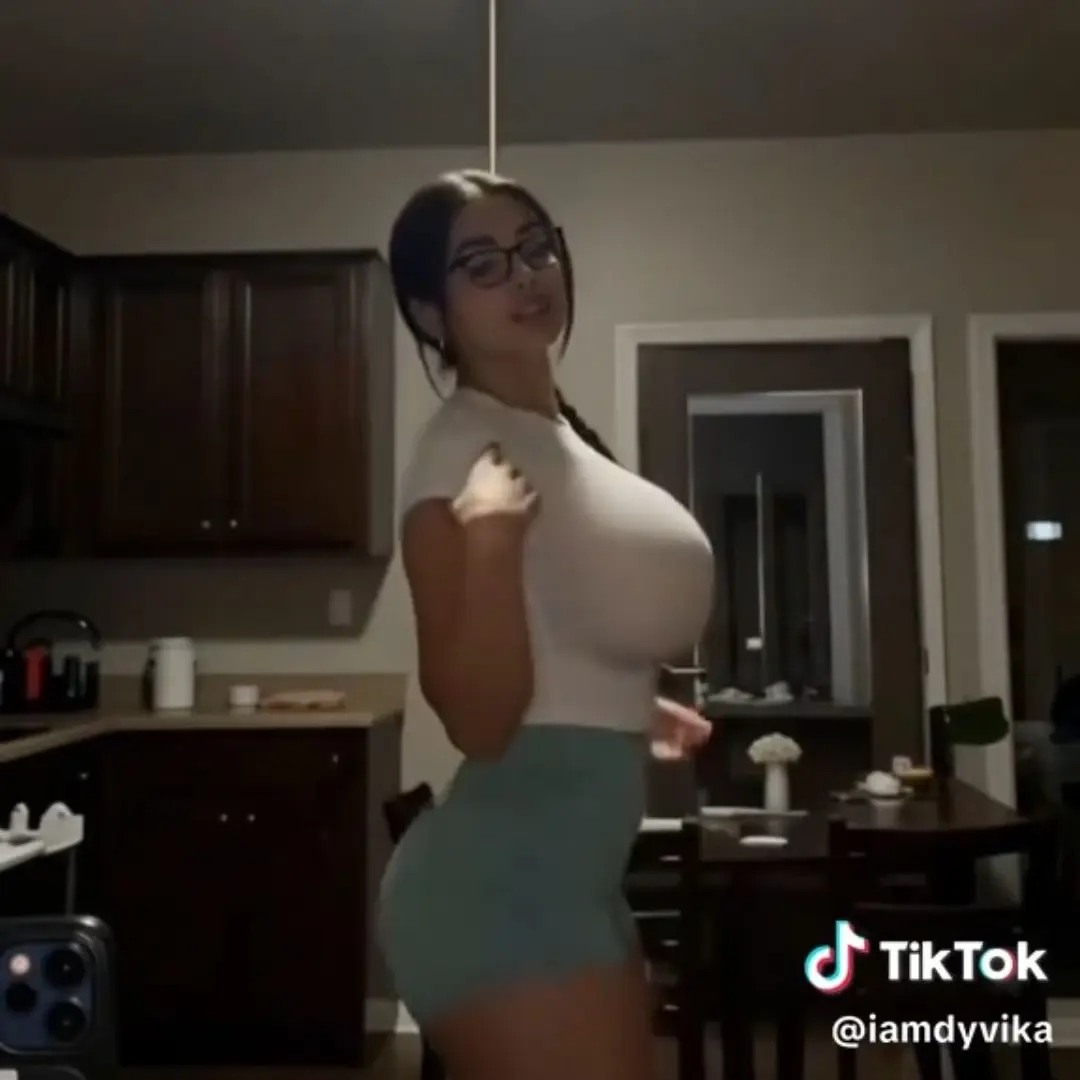 SlickPlate9690의 Vika