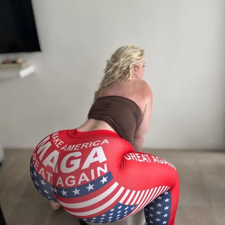 SilentDoxle3501의 Divorced Maga Milf