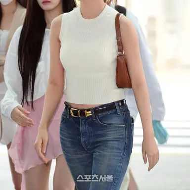 Profile image of 안유진