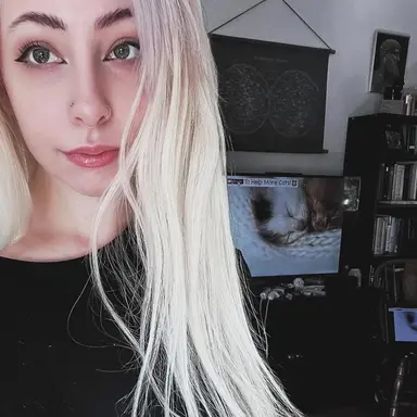 Profile image of Nicole