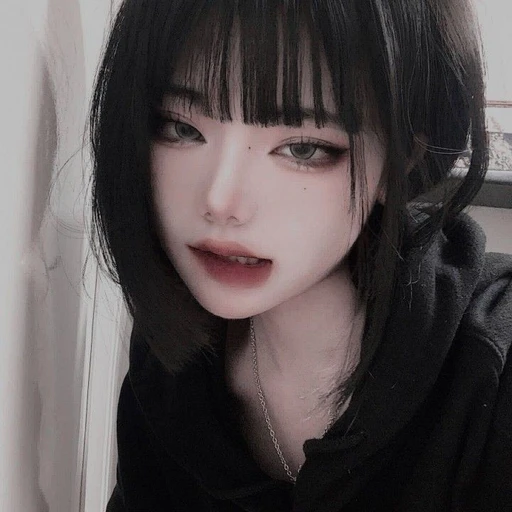 민지