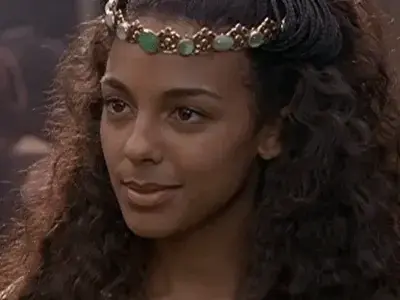 BouncyAddax0493의 Chambermaid Isabella