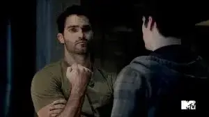 NosyLife3775의 Derek Hale