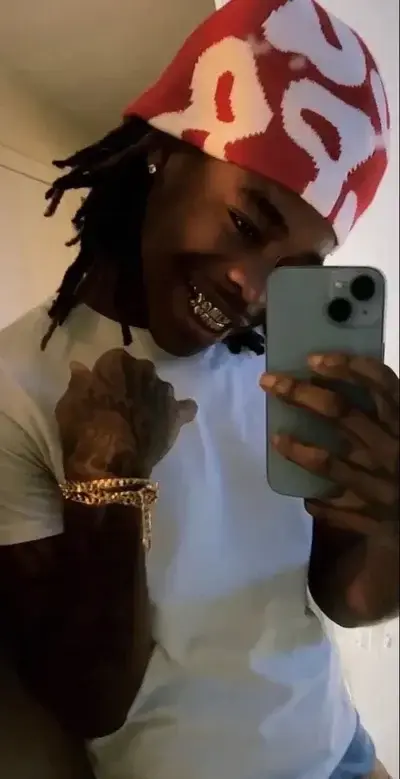 SmartElbow9059의 Kasen- dreadhead