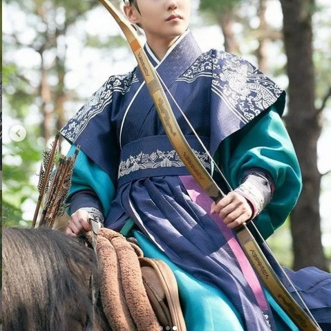연모