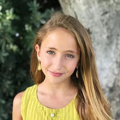 Profile image of Ava Morgenstern