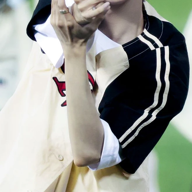 최립우