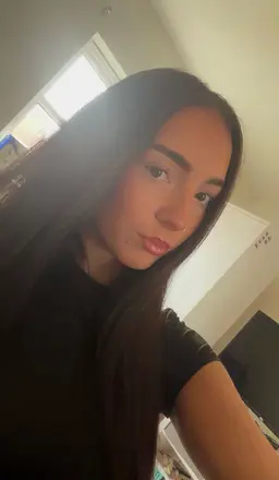 Profile image of Isla