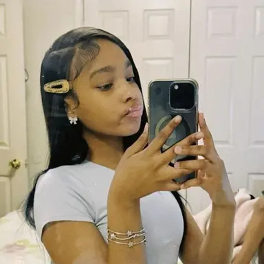 Profile image of Nicole
