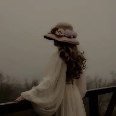 Profile image of Esme