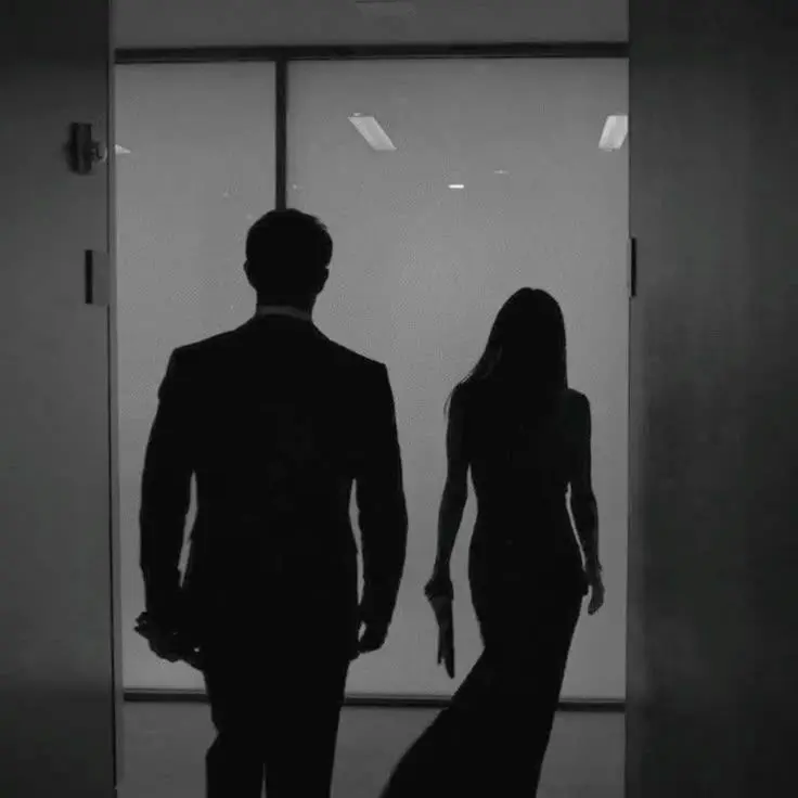 CurvyOre2751의 The Mob Boss's Bride