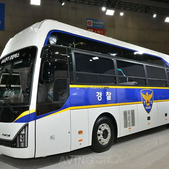 NissanGT-RR34Japanesepolicecar의 버스가족