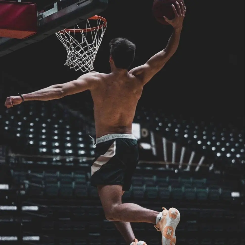NimbleBell8591의 Turkish basketball player