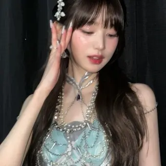 UglyMint6195의 장원영