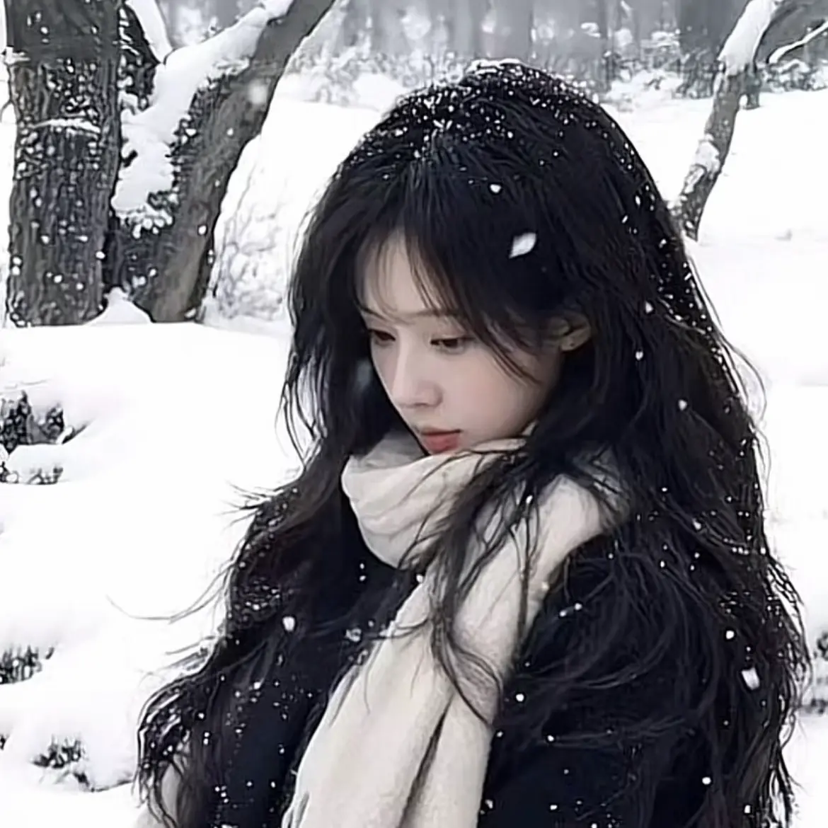 LeafyMole2191의 초반 연애 김민정