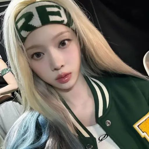 GrumpyRhea6109의 김민정
