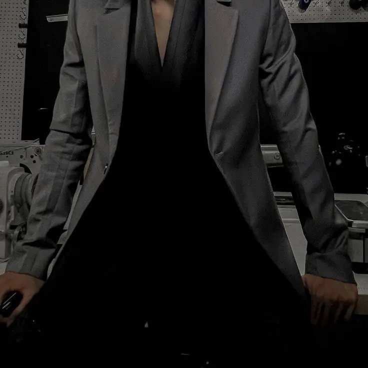 lunaxyra_의 Mentally ill CEO