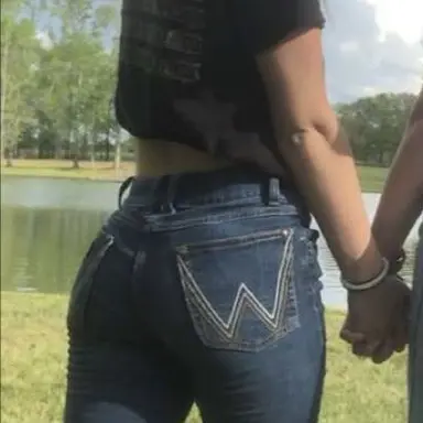 Profile image of Lillyy