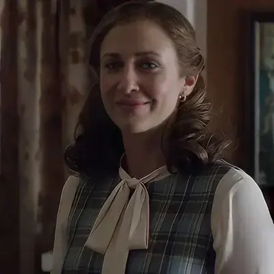 OpenOcean1208의 Lorraine Warren