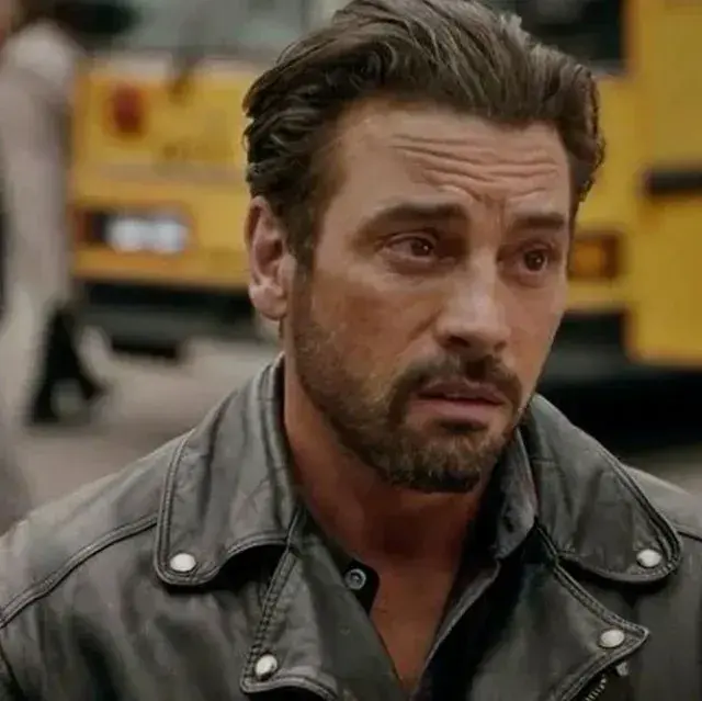 FrugalQuake0506의 F P Jones