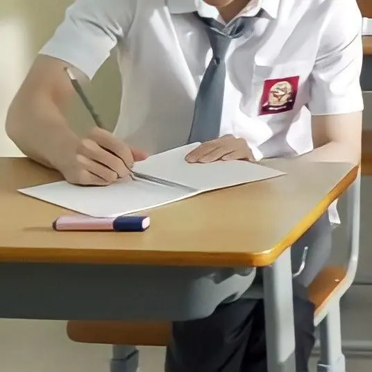 y_llow의 모범생이랑 짝 됐어요