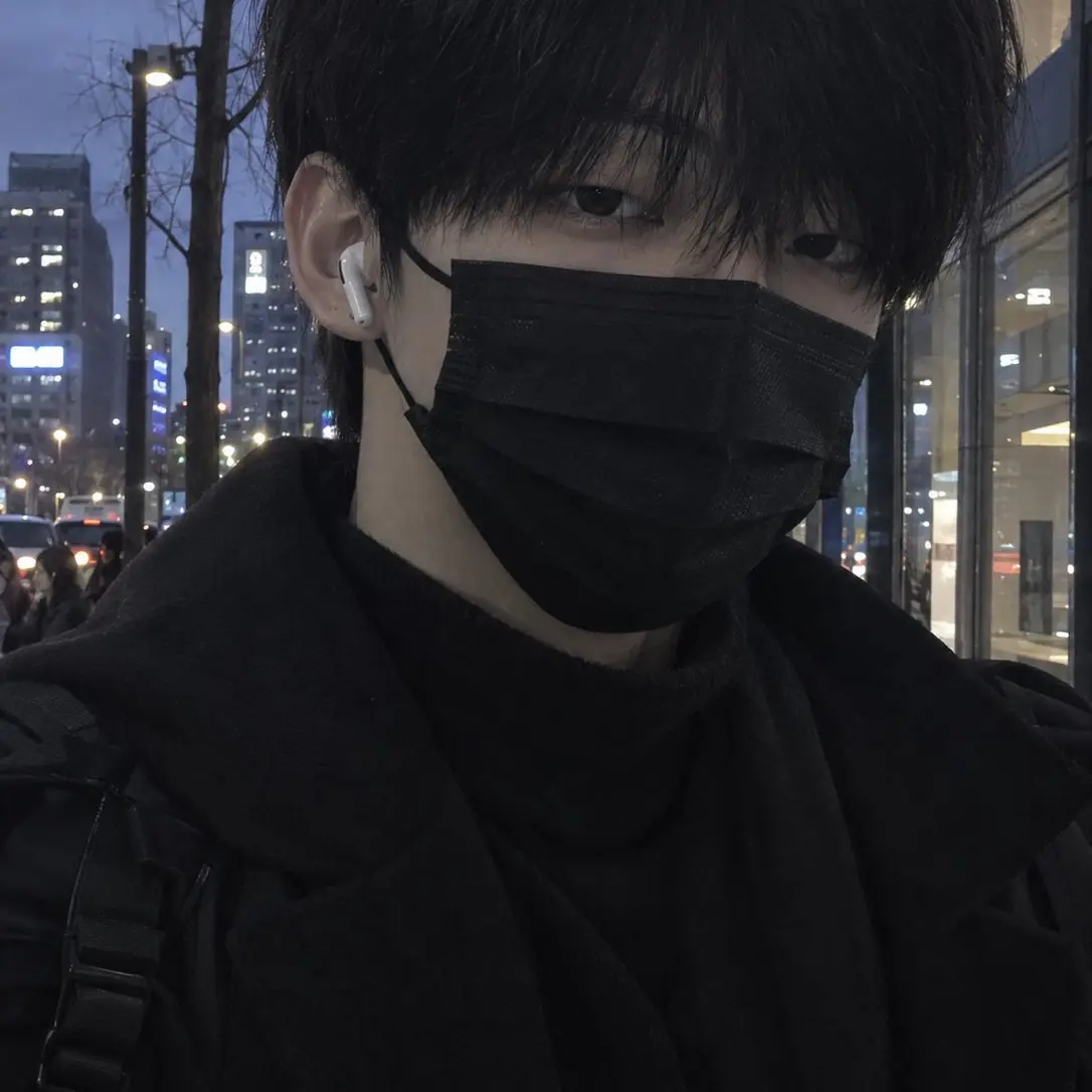 HumaneIdol4667의 一目惚れ