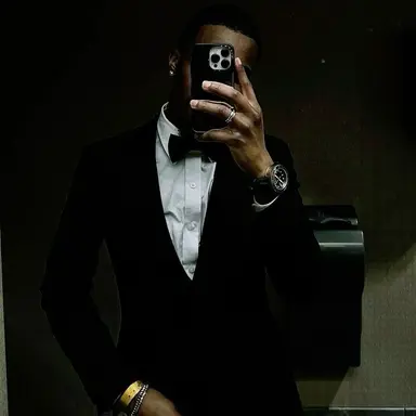 Profile image of Damien