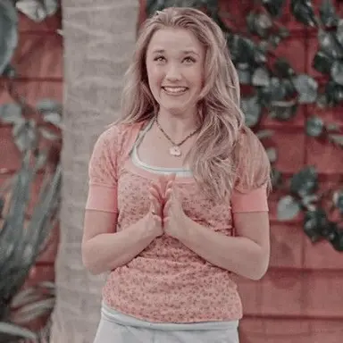 Profile image of Ashly Carter