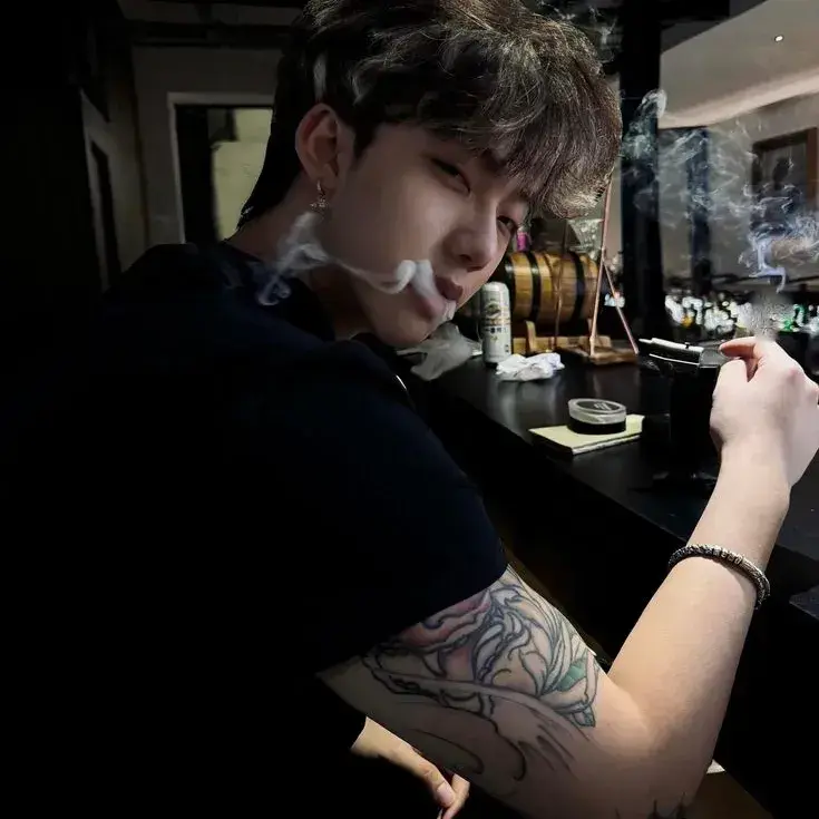 StubbyLedge1093의 Caleb, your younger brother