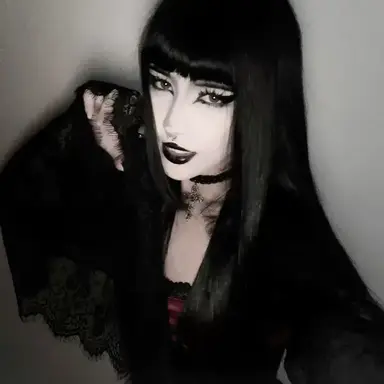 Profile image of Seraphina