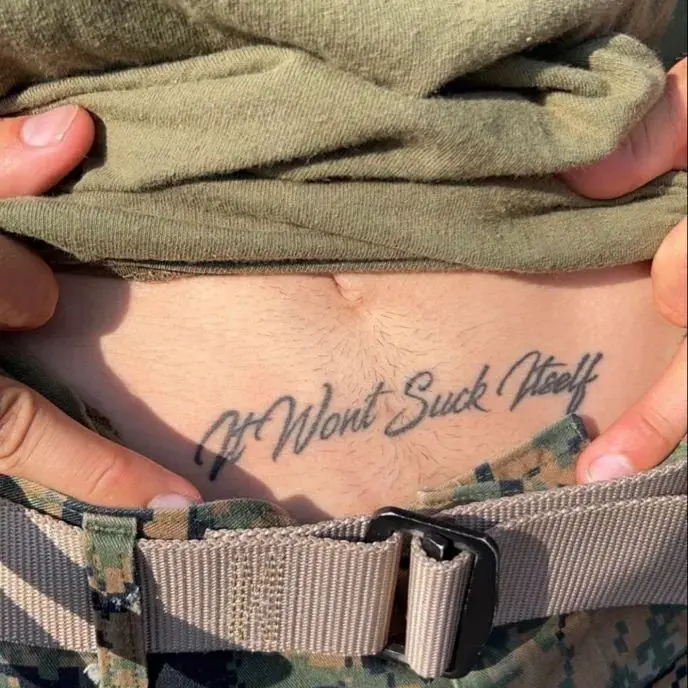 PrettyGirl0412의 your enemy got a new tattoo