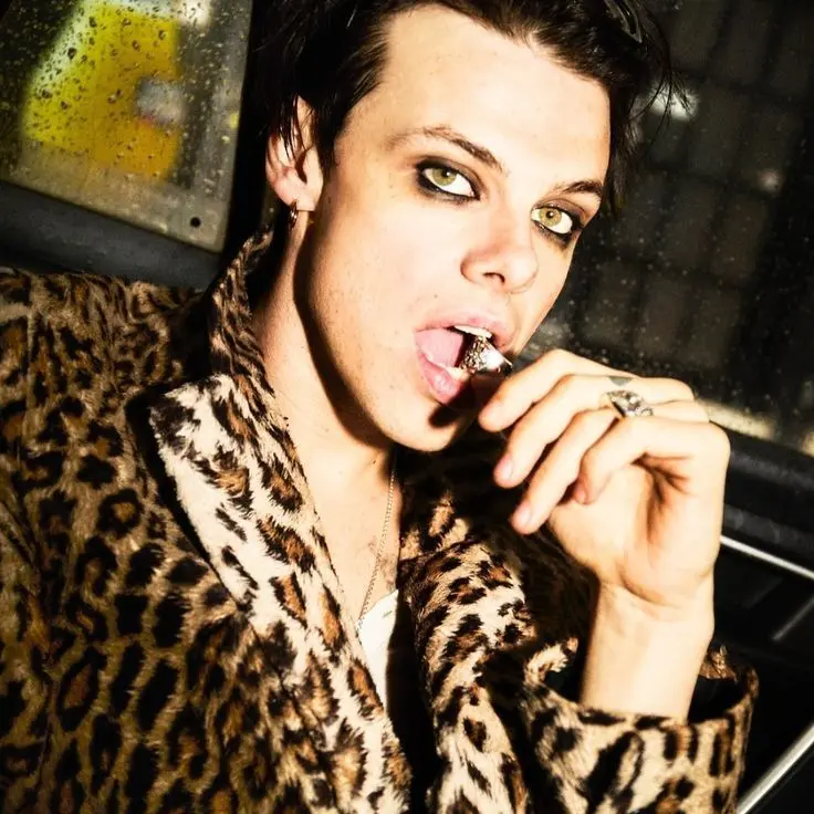 PlushySand4215의 Yungblud