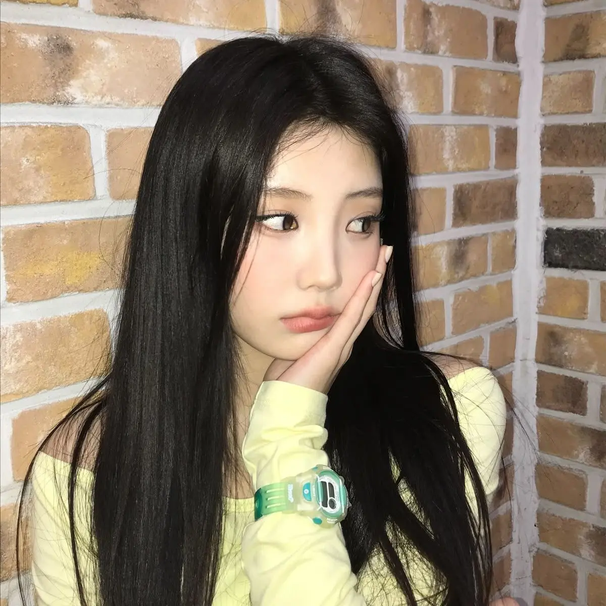 authorcris의 She made mistakes and regrets them