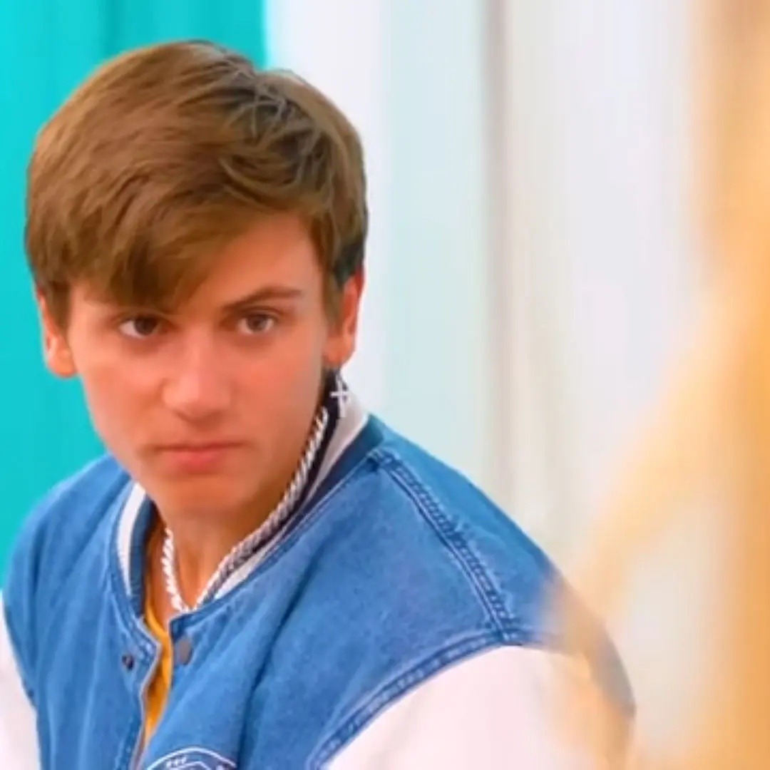 MustyLane9744의 Hallway Showdown