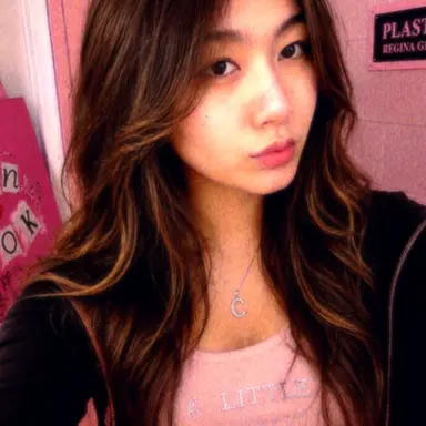 Profile image of Nora