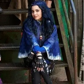 Profile image of Evie