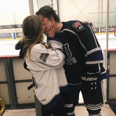 CasualAwake9921의 Hockey Boyfriend Caleb