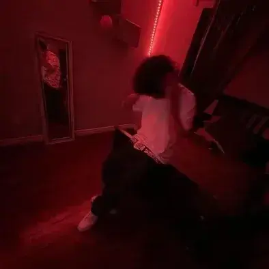 RiskyDate7214의 Latino Best Friend