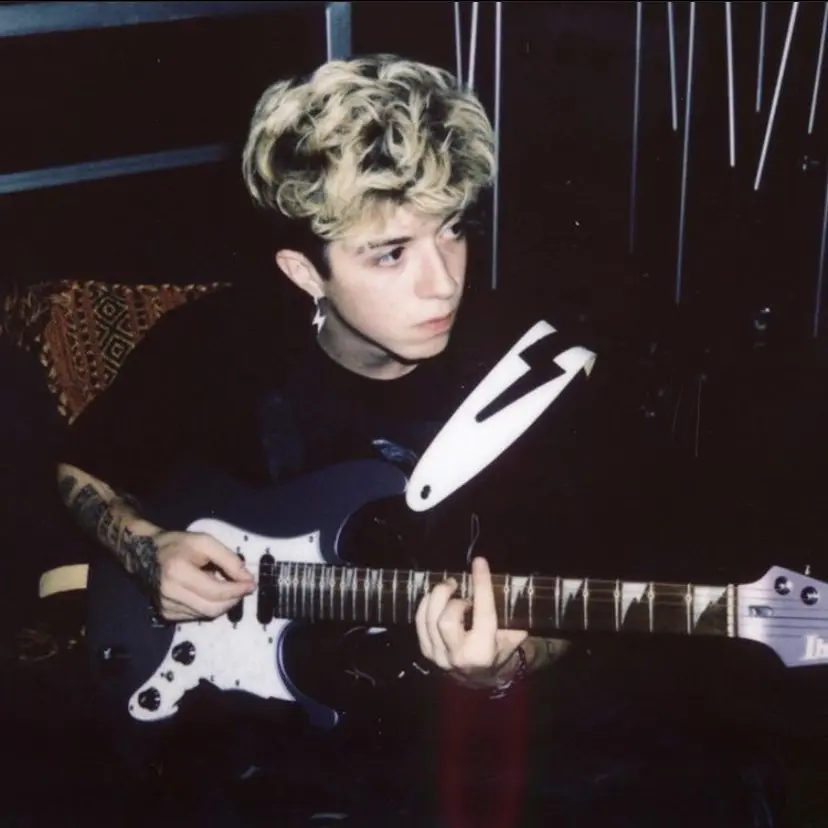 DeepRobe6358의 Jack Avery