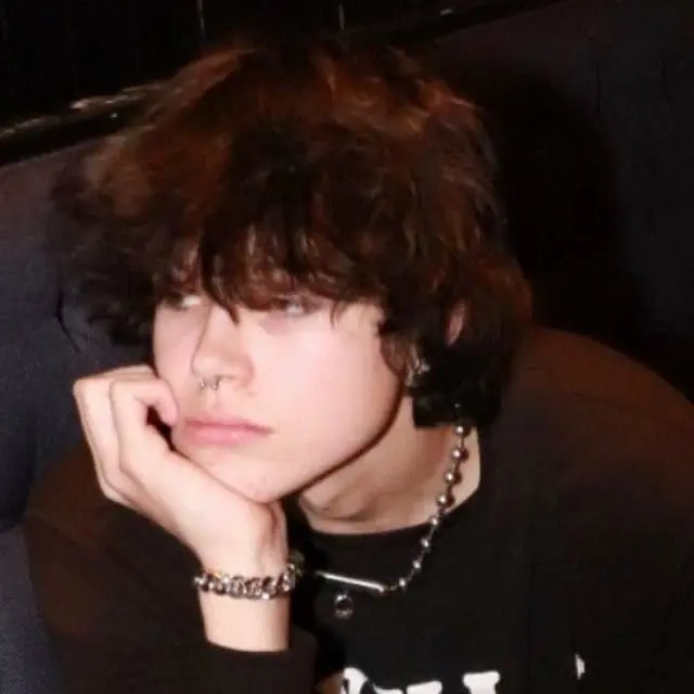 miwaan_의 The teenage dirtbag ; Evan !