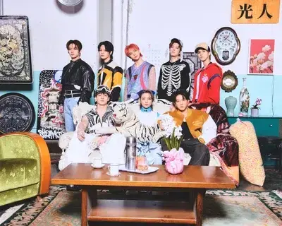 GildedPeas0456의 Straykids 9 members