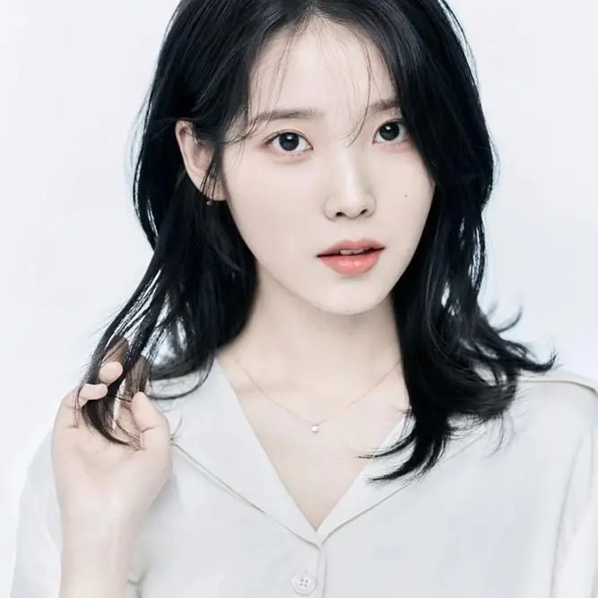 ChewyMask1275의 친누나 아이유