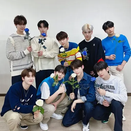 ZEROSEROSE의 제베원과 카페 알바