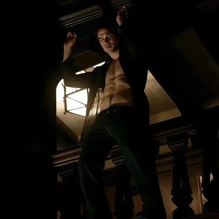 JerkyDeer1081의 Damon Salvatore